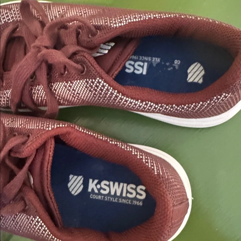K-Swiss court Addison athletic burgundy and white shoes
